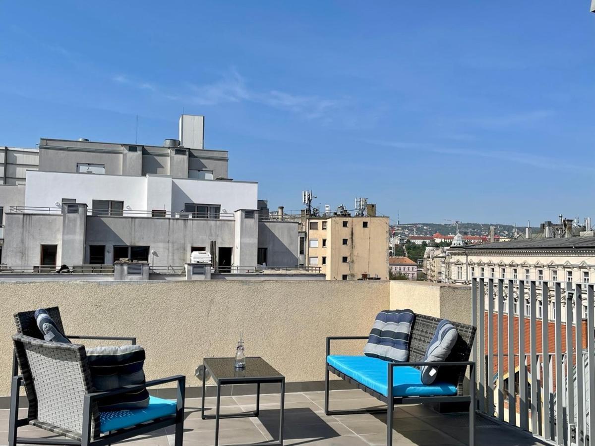 Penthouse W Private Rooftop And Free Parking Budapest Exterior photo