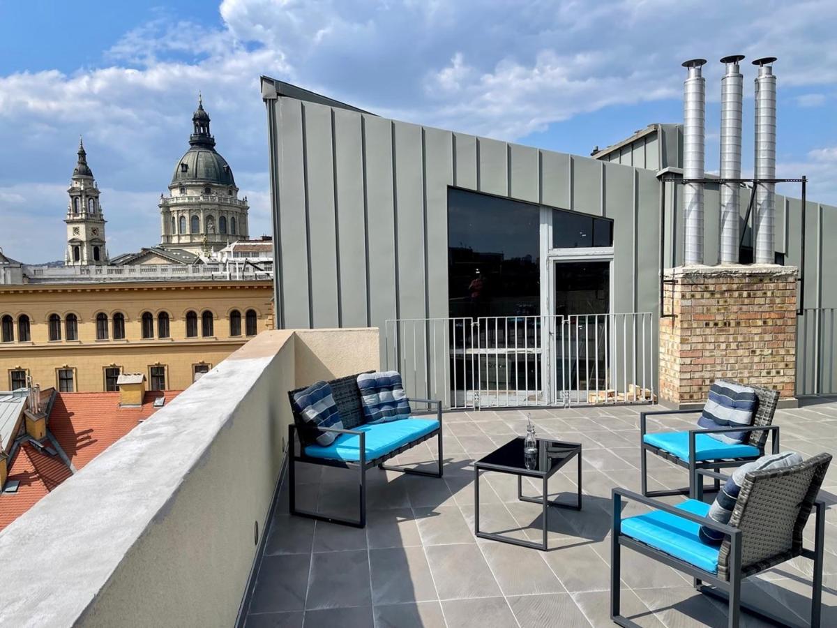Penthouse W Private Rooftop And Free Parking Budapest Exterior photo