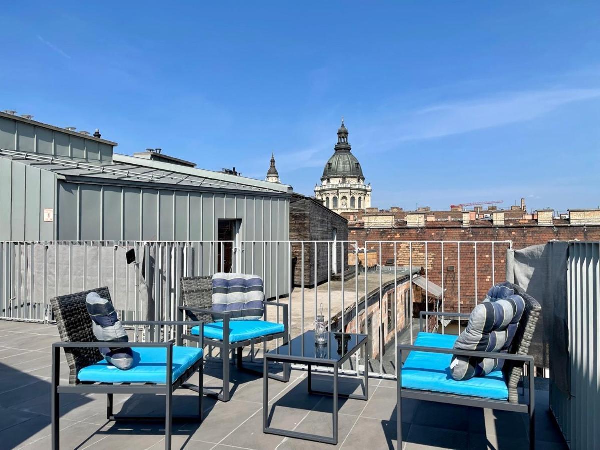 Penthouse W Private Rooftop And Free Parking Budapest Exterior photo